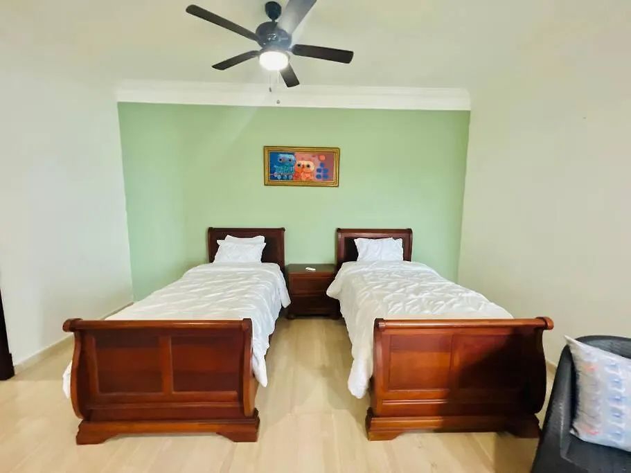 Beach Front Penthouse In Exclusive Tower Santo Domingo 0*,
