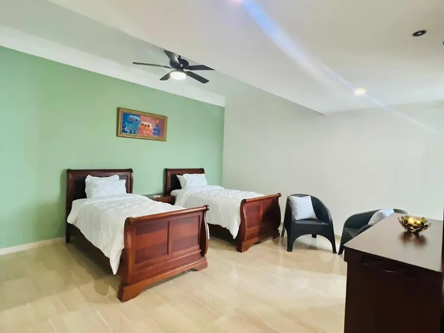Beach Front Penthouse In Exclusive Tower 聖多明哥 公寓