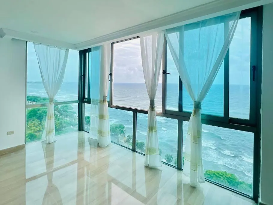 Beach Front Penthouse In Exclusive Tower 聖多明哥 0*,  多米尼加共和国